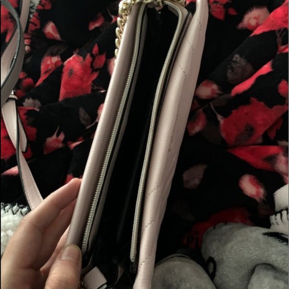 Victoria Secret Studded V-Quilt 24/7 Crossbody - Picture 7 of 8